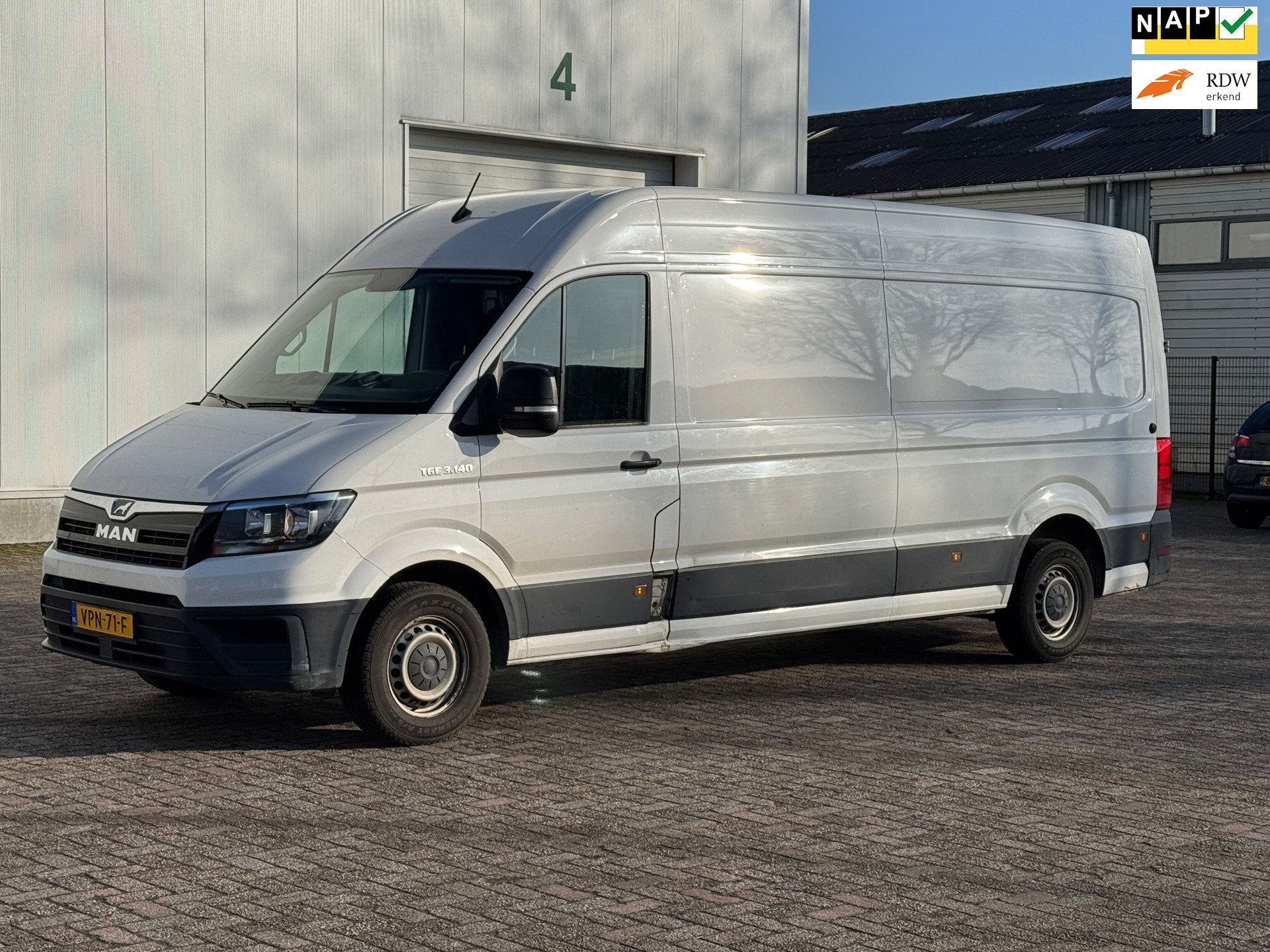 MAN TGE 35 2.0 Lang Super Hoog AUTOMAAT, Stof, Gebruikt, 4 cilinders, Wit