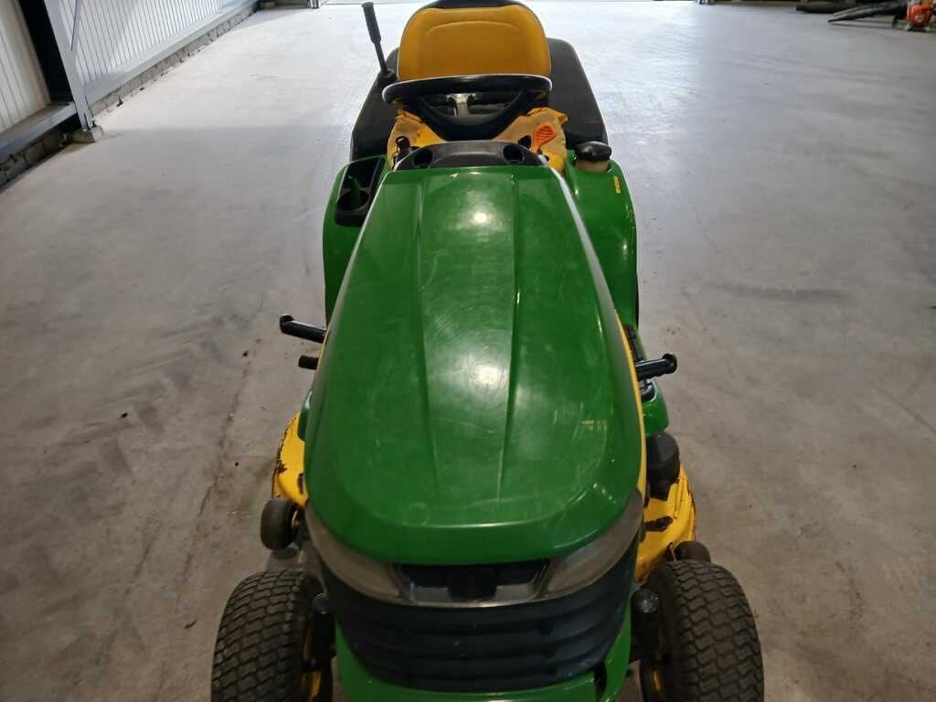 John Deere X 300R zitmaaier, John Deere, JDFCustomerSupport@JohnDeere.com, John-Deere-Strasse 169190
Walldorf, DE, John Deere
