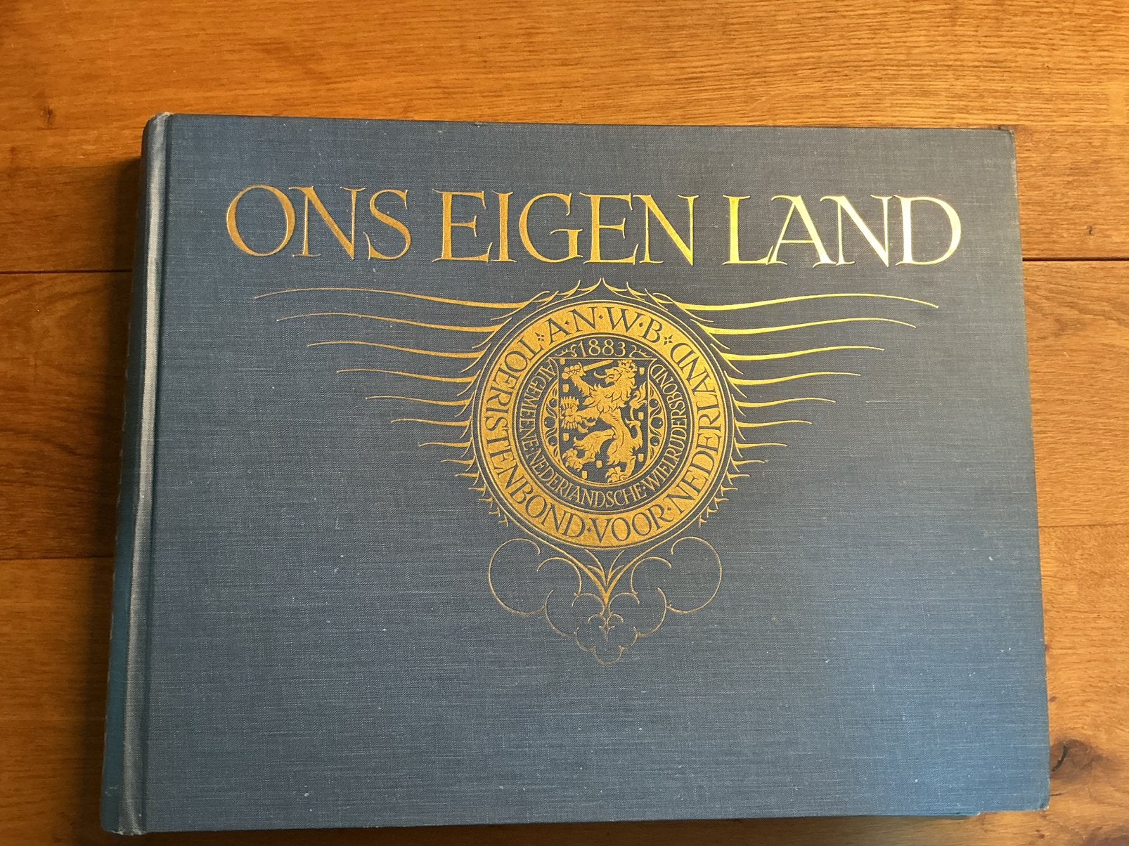 Ons eigen land, Ophalen of Verzenden, 20e eeuw of later, Gelezen