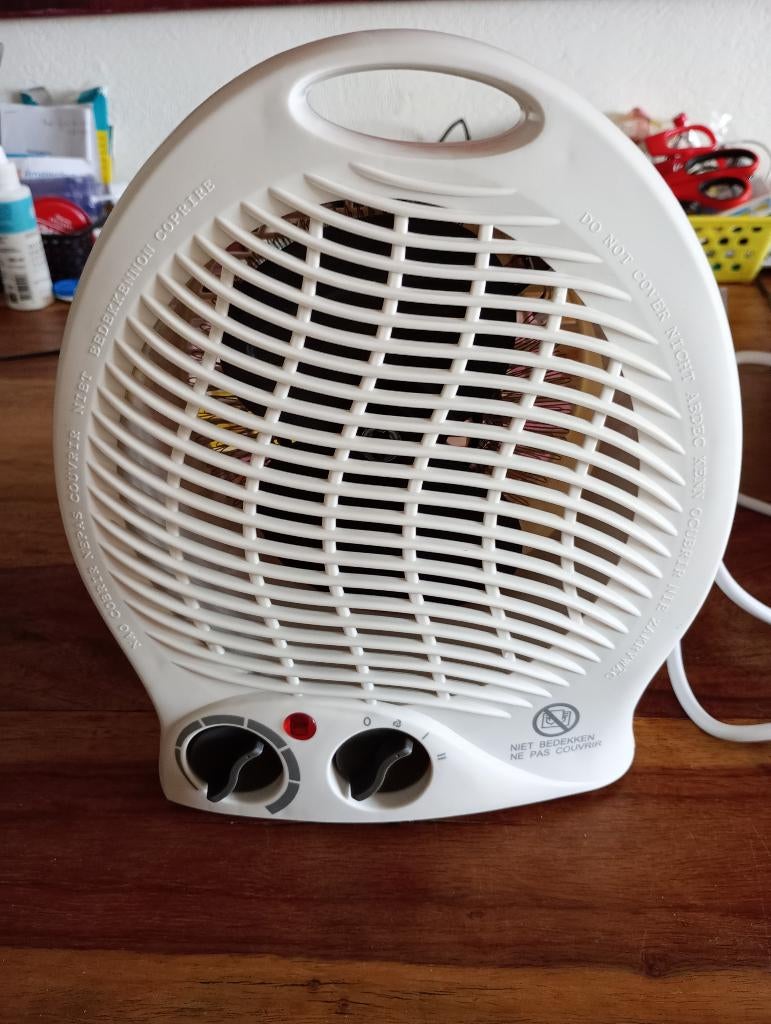 Ventilator/kachel Handson  4 stuks  (nieuw), Witgoed en Apparatuur, Ventilatoren, Ophalen, Zo goed als nieuw, Vloerventilator
