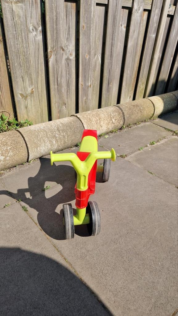 Loopfiets rood/groen voor peuters, Ophalen, Gebruikt, Loopfiets