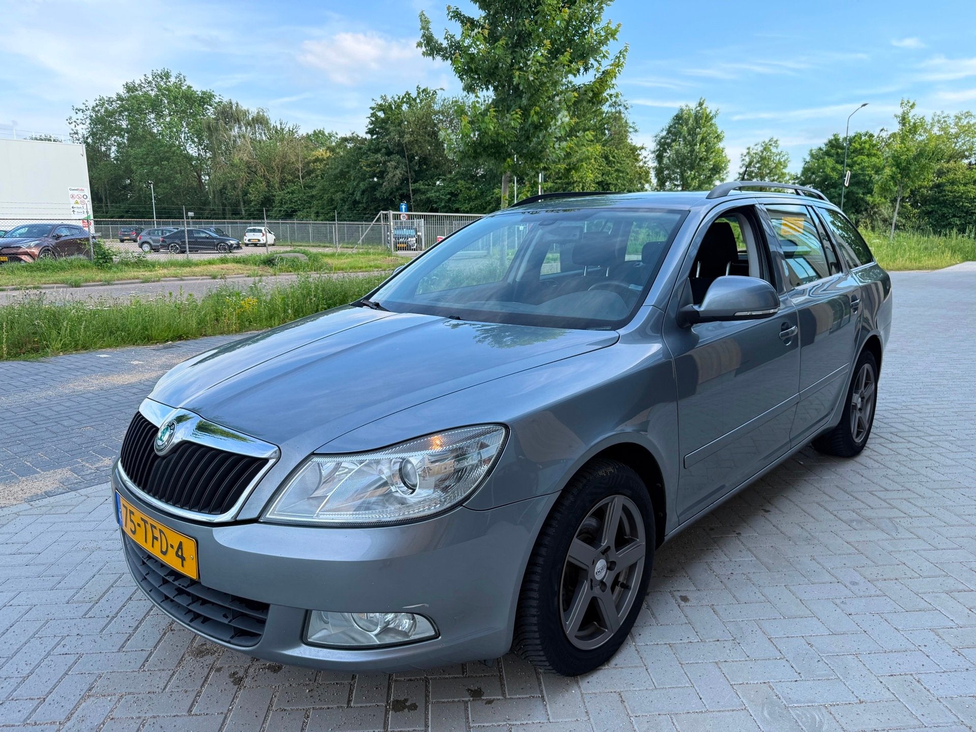 Skoda Octavia Combi 1.2 TSI Business (bj 2012) NAVI|CLIMA|LM, Auto's, Voorwielaandrijving, Euro 5, Stof, Gebruikt