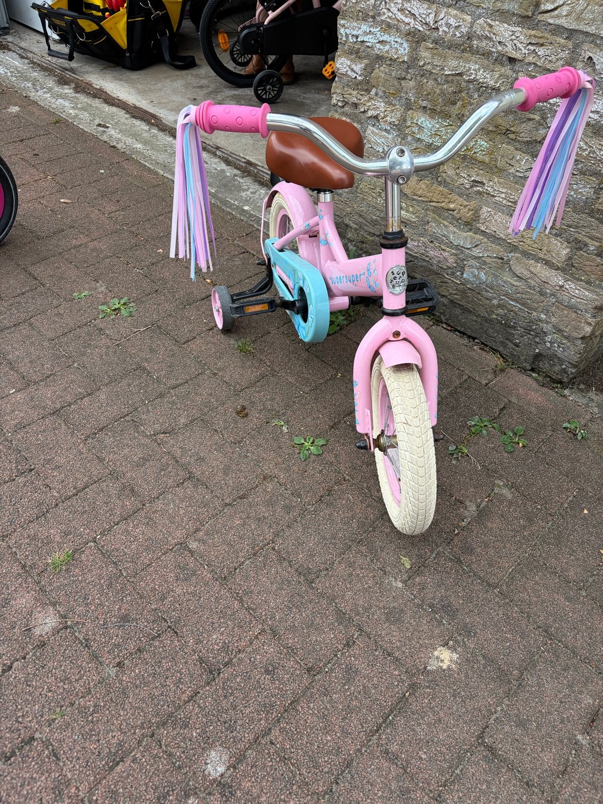 Kinderfiets 14 inch roze met zijwielen - SuperSuper, Ophalen, Terugtraprem, Zijwieltjes, Gebruikt