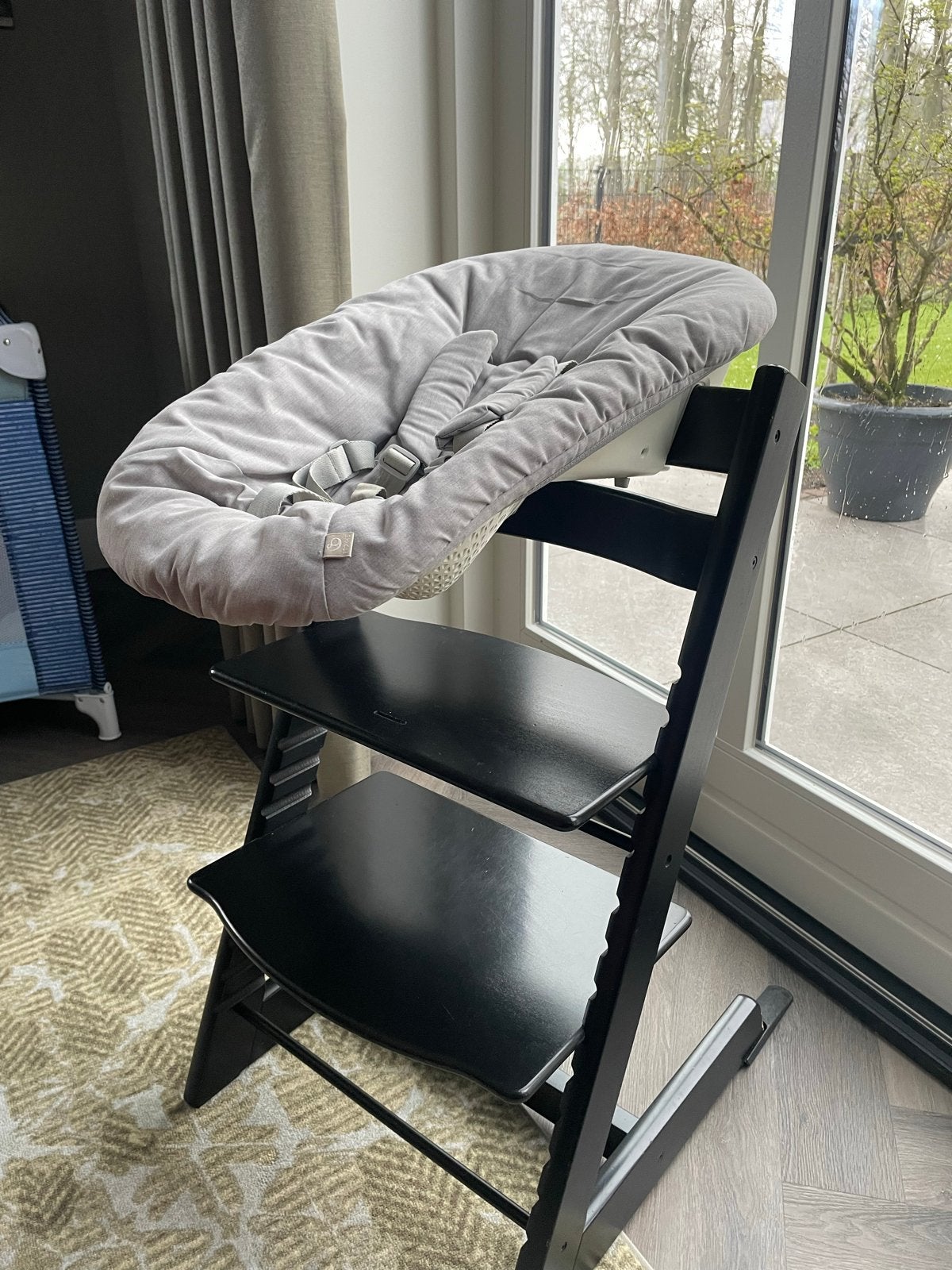 Stokke Tripp Trapp meegroeistoel met babyset en kussenset, Ophalen of Verzenden, Gebruikt, Meegroeistoel, Afneembaar eetblad