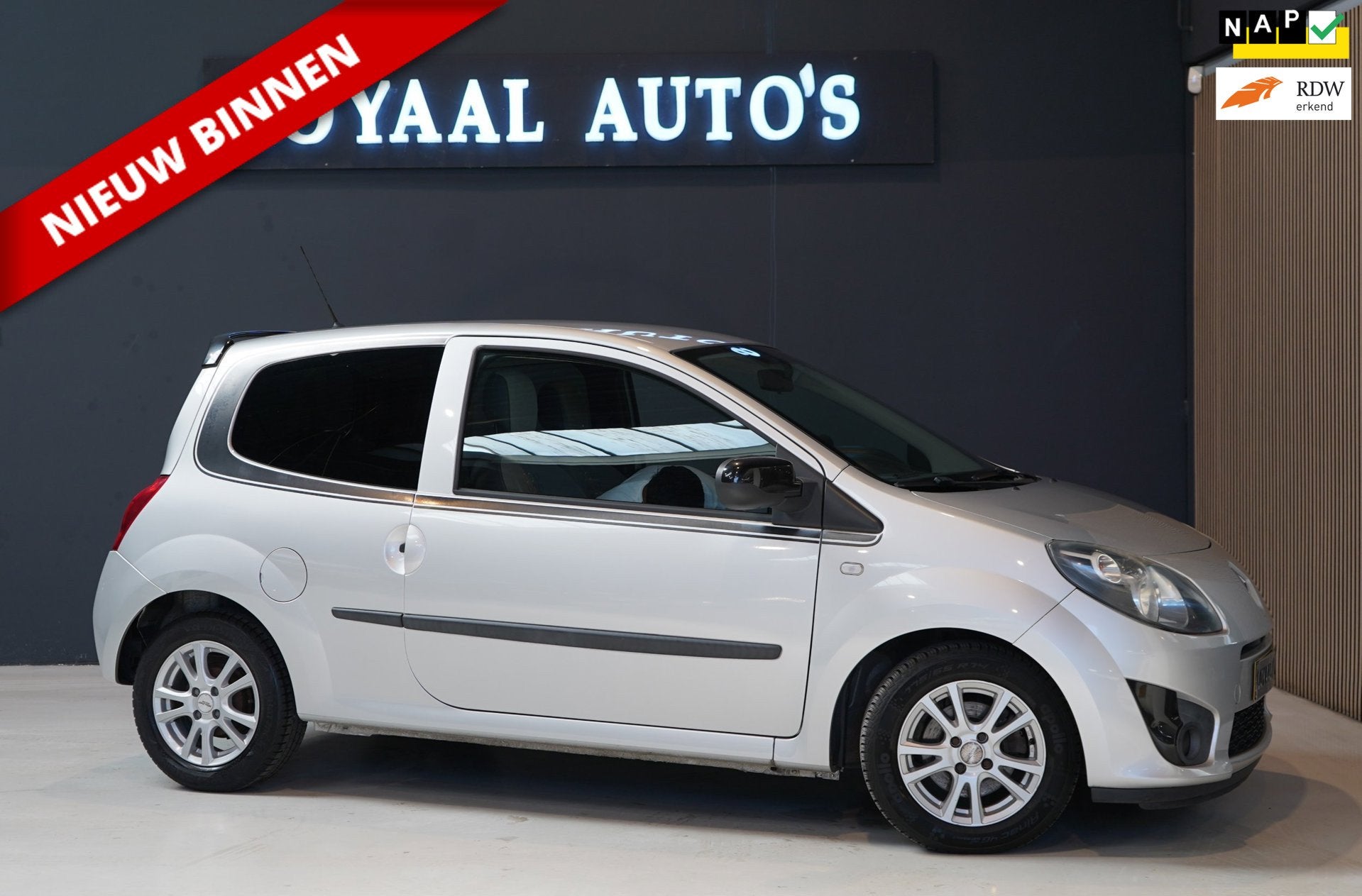 Renault Twingo 1.2-16V Collection | AIRCO | ELEK.RAMEN | NAP, Auto's, Gebruikt, 4 cilinders, 4 stoelen, Origineel Nederlands