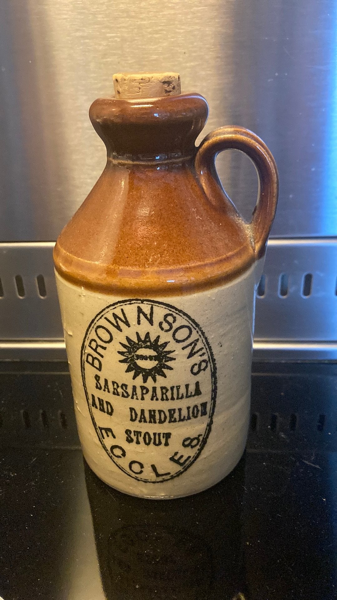 Vintage Brown Sons of Eccles Sarsaparilla Stout Kruikje Bier, Verzamelen, Biermerken, Verzenden, Gebruikt, Overige merken