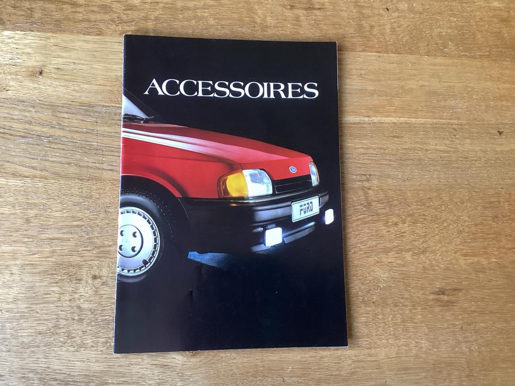 Ford Accessoires & Audio Catalogus - Escort (Jaren '80), Ophalen of Verzenden, Zo goed als nieuw, Ford