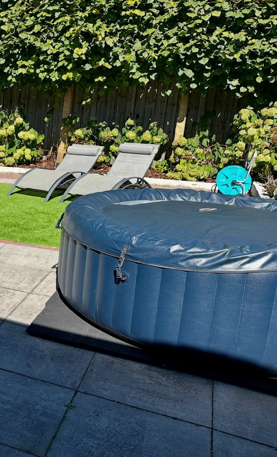 Gratis af te halen: Intex PureSpa opblaasbare jacuzzi, Ophalen, Gebruikt, Filter, Opblaasbaar