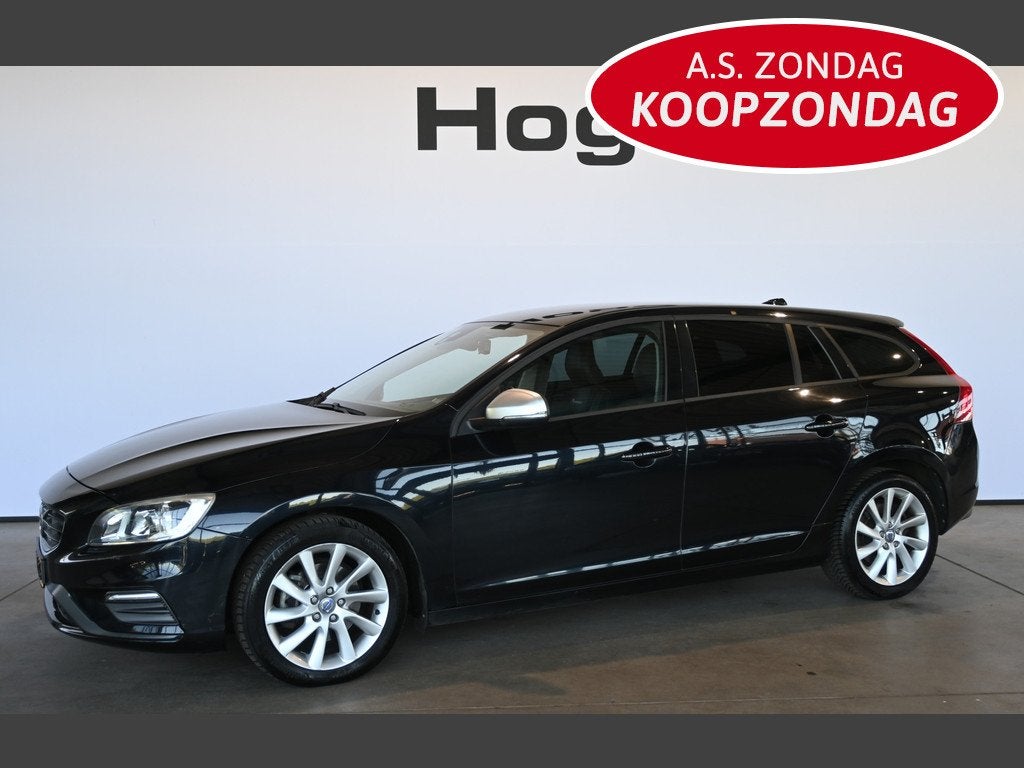 Volvo V60 1.6 D2 Summum Automaat Clima Navigatie Trekhaak Go, Auto's, Volvo, Euro 5, Gebruikt, 4 cilinders, Met garantie (alle)