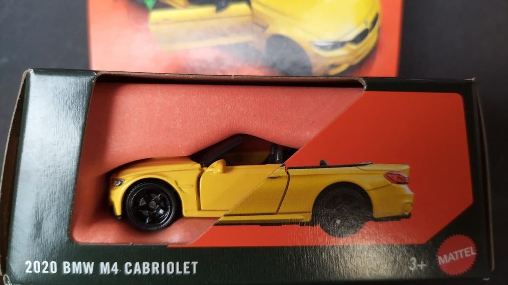 Bmw M4 Cabrio 1:64 3inch Matchbox Moving parts Pol, Auto, Verzenden, Nieuw, Matchbox@mattel.com
