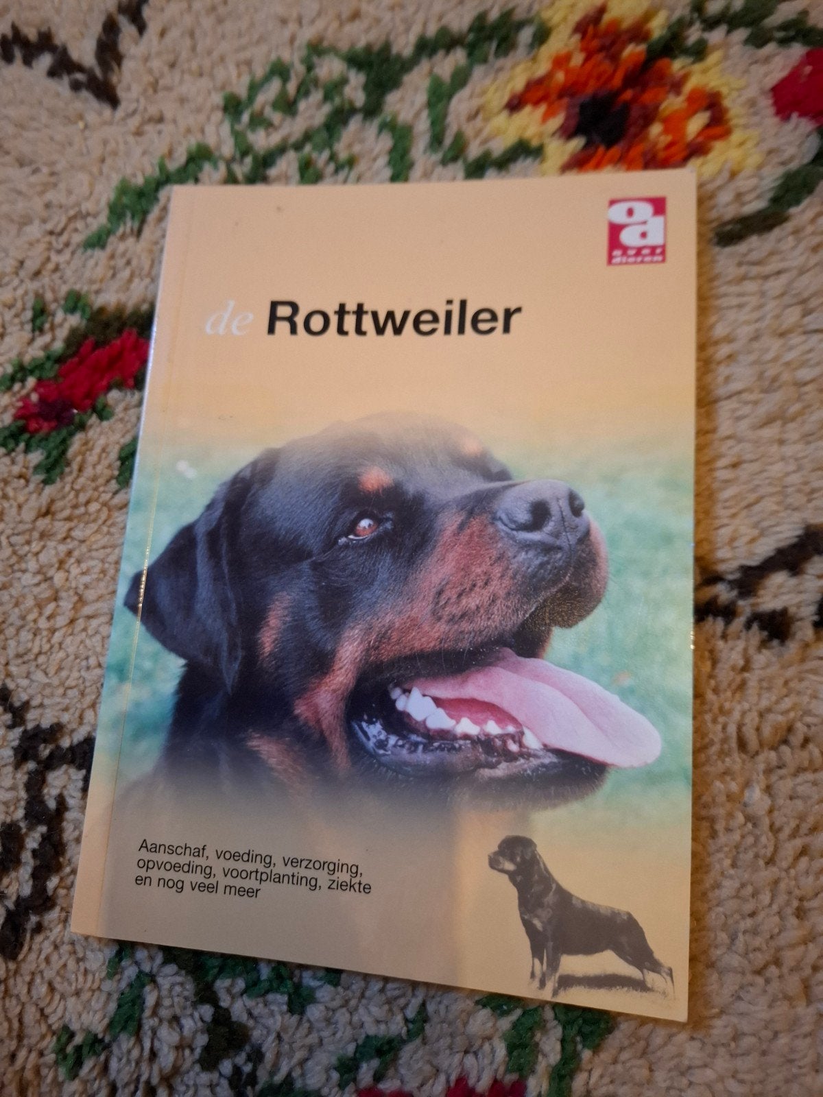 Boek: De Rottweiler - Alles over aanschaf,verzorging en meer, Boeken, Ophalen of Verzenden, Gelezen, Honden, Onbekend