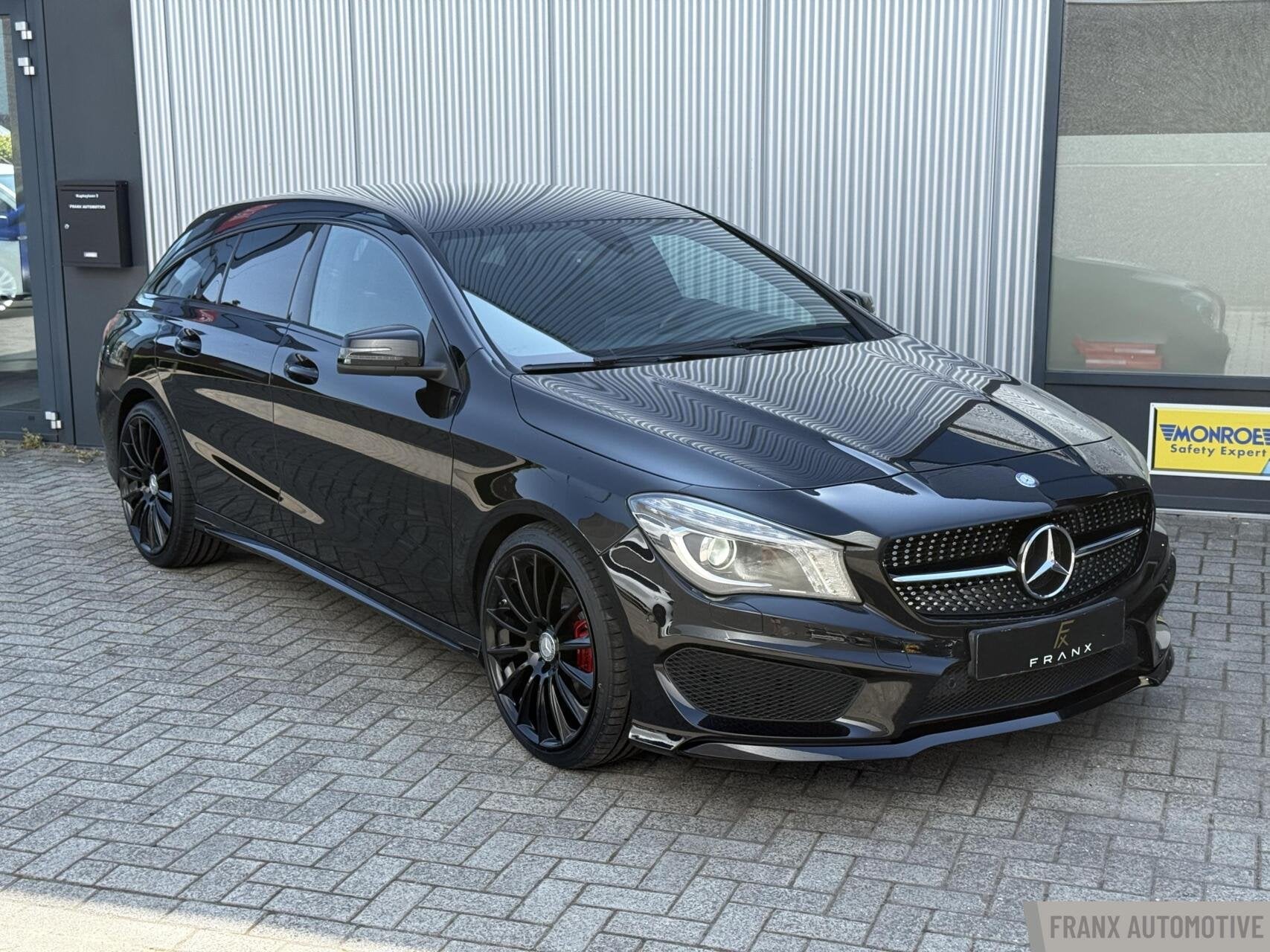 Mercedes CLA-klasse 180 AMG Shooting Brake Night-Edition, CLA, 730 kg, Gebruikt, Euro 6