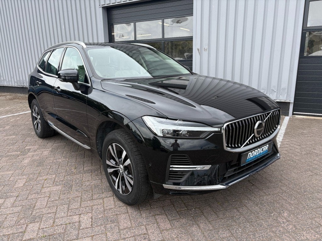 Volvo XC60 2.0 T6 AWD Inscription Expr. Leer I 360 Cam. I Al, Auto's, Gebruikt, Adaptive Cruise Control, Zwart, Plug-in hybride