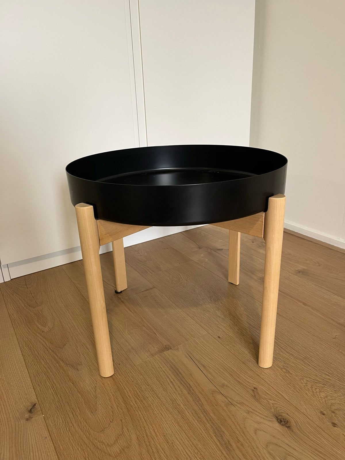 IKEA YPPERLIG bijzettafel - zwart/berken, Ophalen, Minder dan 45 cm, Minder dan 55 cm, Gebruikt