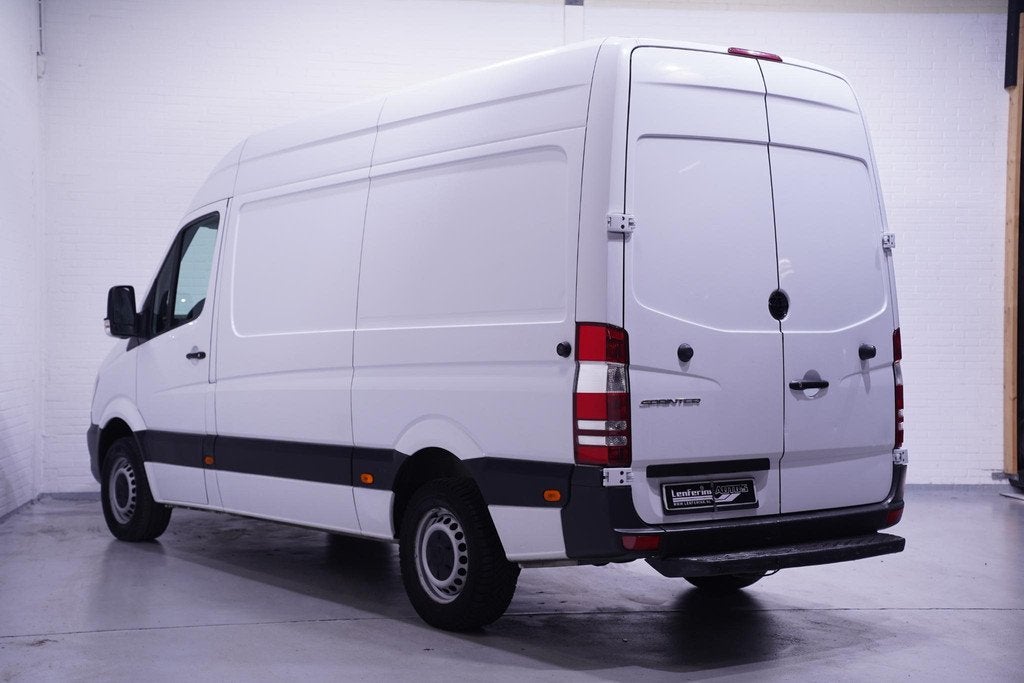 Mercedes-Benz Sprinter 310 CDI L2H2 Airco, Cruise Control, P, Euro 5, Gebruikt, Zwart, Wit
