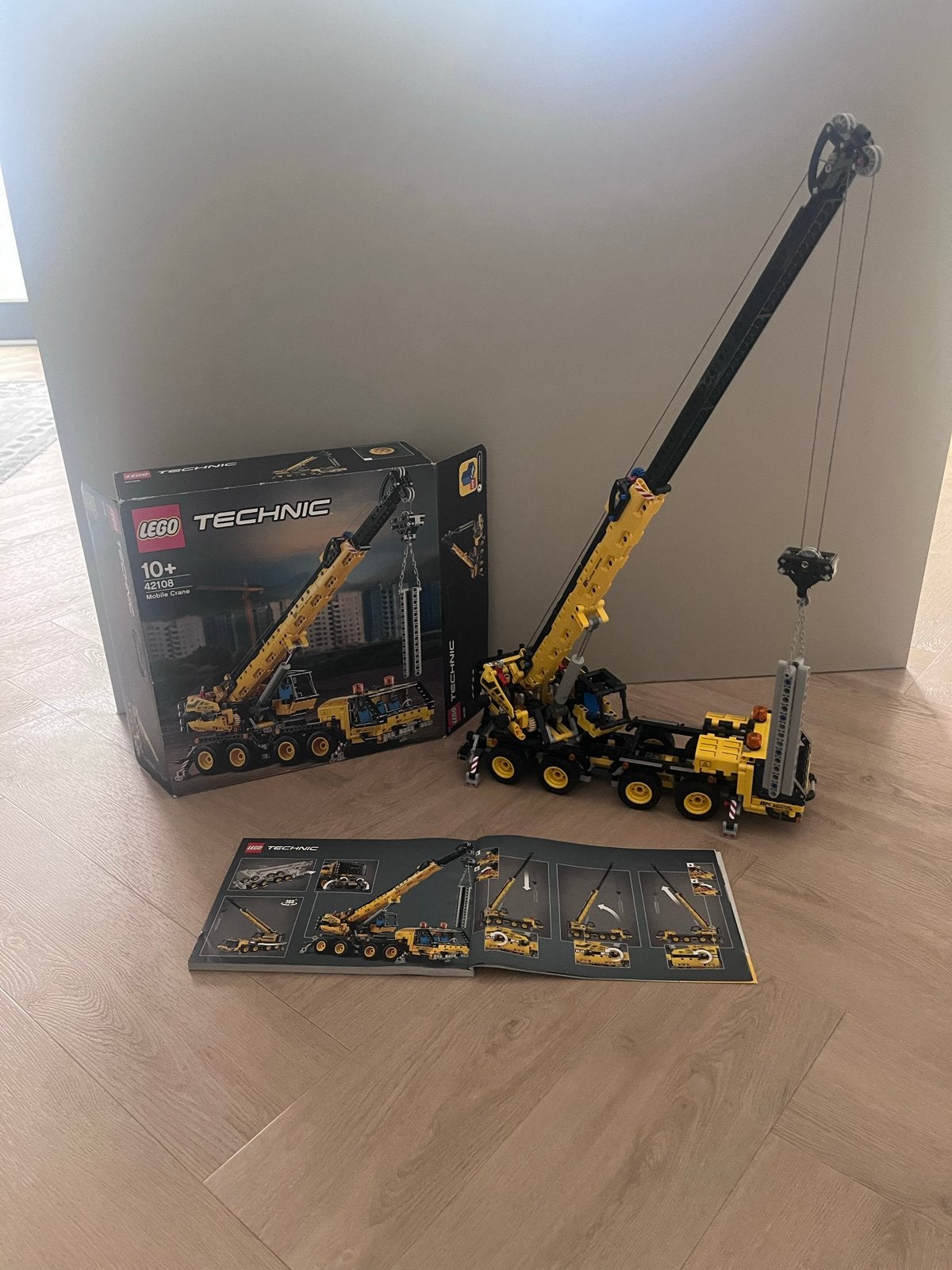 Lego Technic 42108 Mobiele Kraan - Zo goed als nieuw!, Lego, Ophalen of Verzenden, Zo goed als nieuw, Complete set