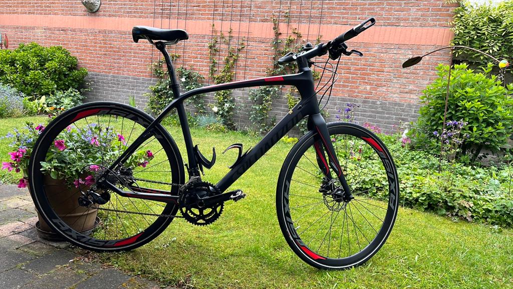 Specialized Sirrus Expert Carbon Fitnessfiets, 28 inch, Gebruikt, 15 tot 20 versnellingen, Schijfrem