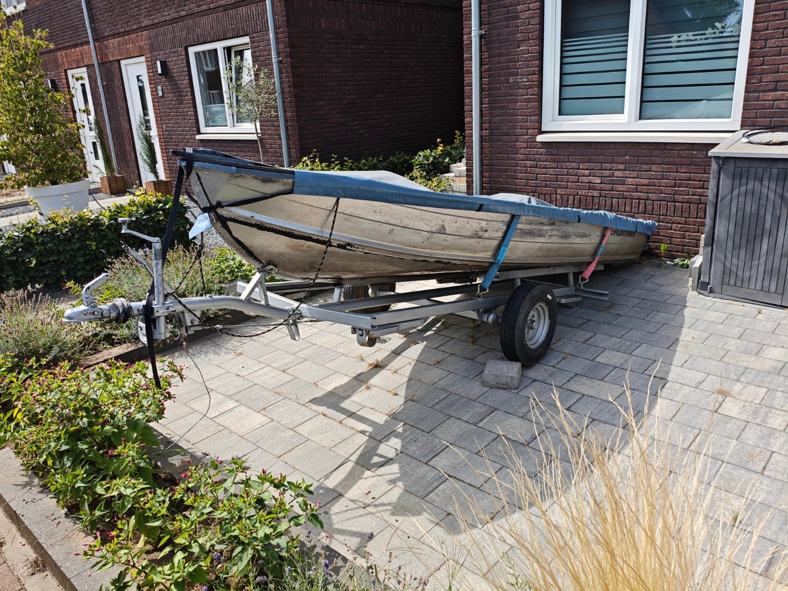 Aluminium visboot 4,16m met trailer, 2 stoelen en bootzeil, Watersport en Boten, Ophalen, Gebruikt, Aluminium