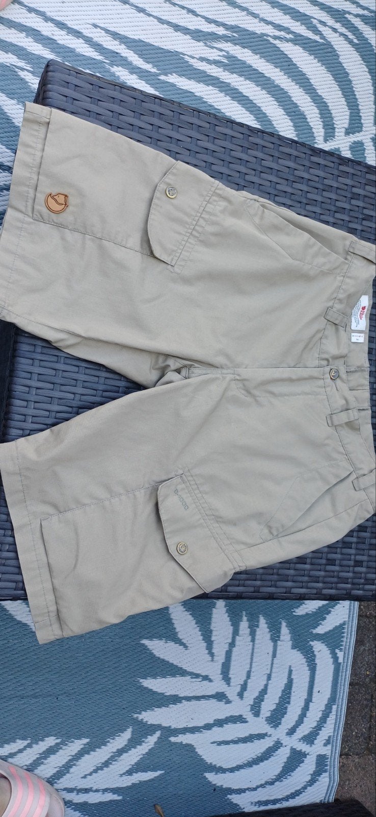 Fjallräven heren korte broeken, Ophalen of Verzenden, Zo goed als nieuw, Kleding