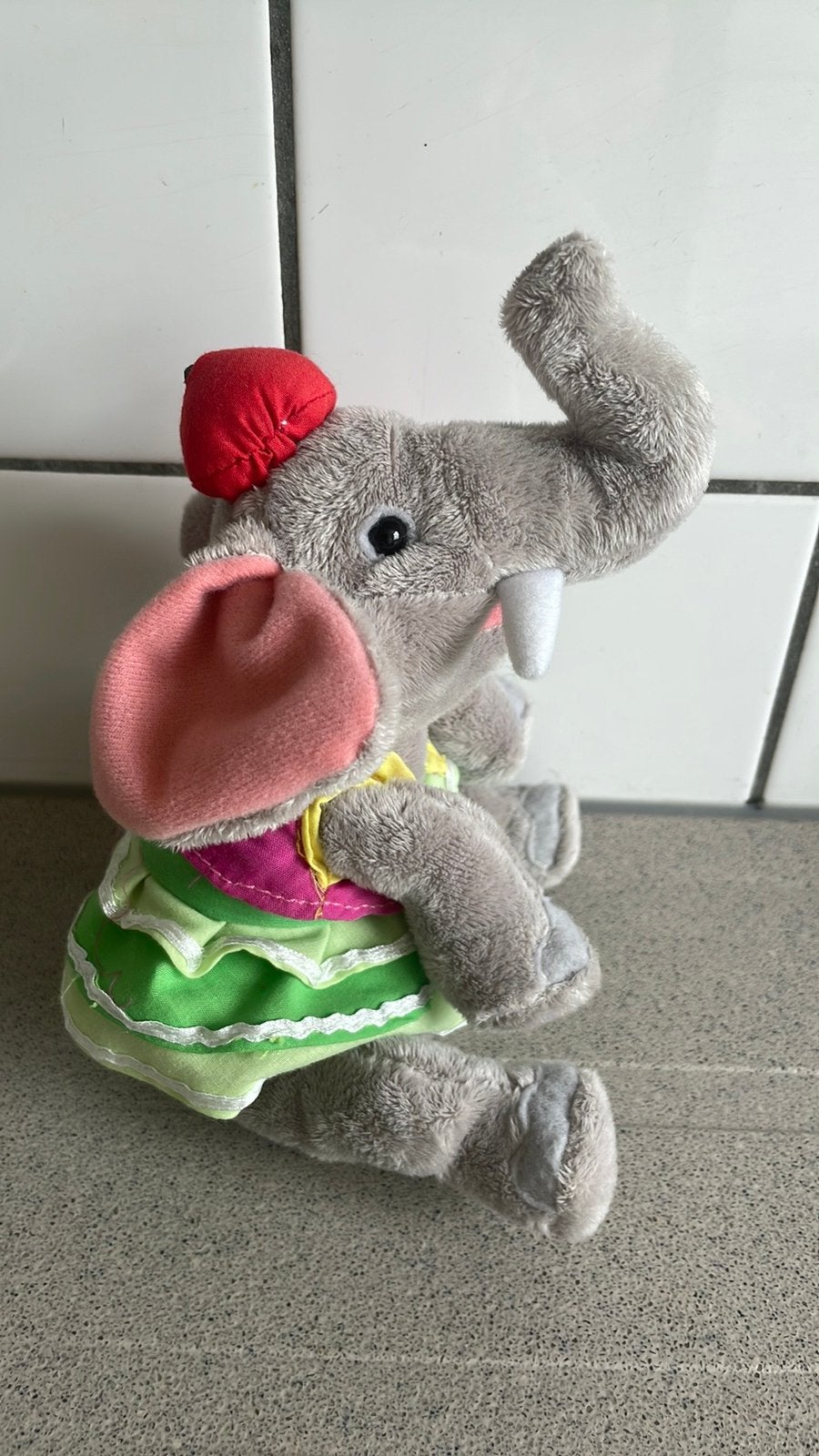 Fantastische olifant met jurkje knuffel Gouden boekjes, Ophalen of Verzenden, Zo goed als nieuw, Overige typen