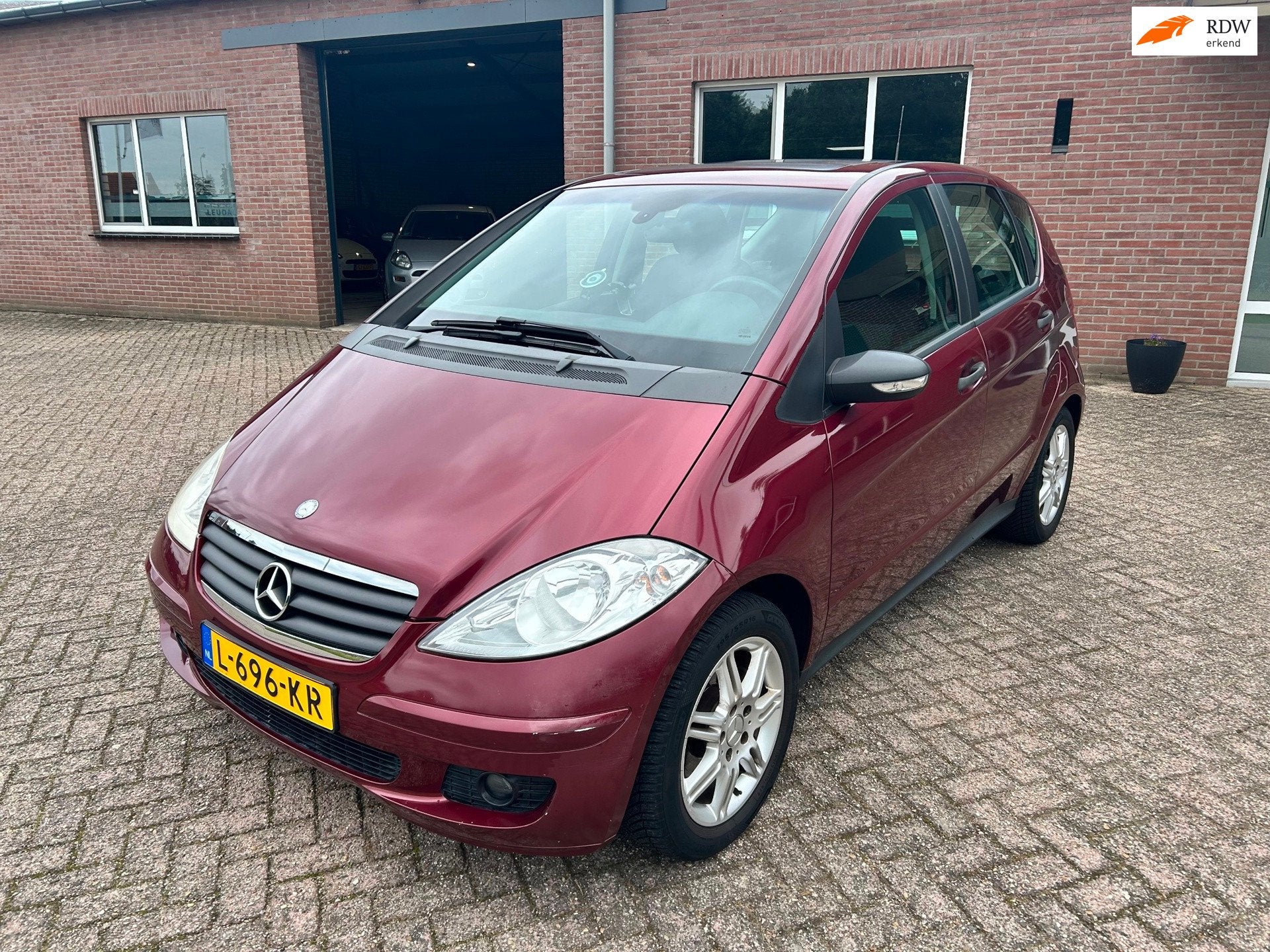 Mercedes-Benz A-klasse 150 Classic // Schuifdak // APK, 15 km/l, 49 €/maand, Handgeschakeld, 1125 kg