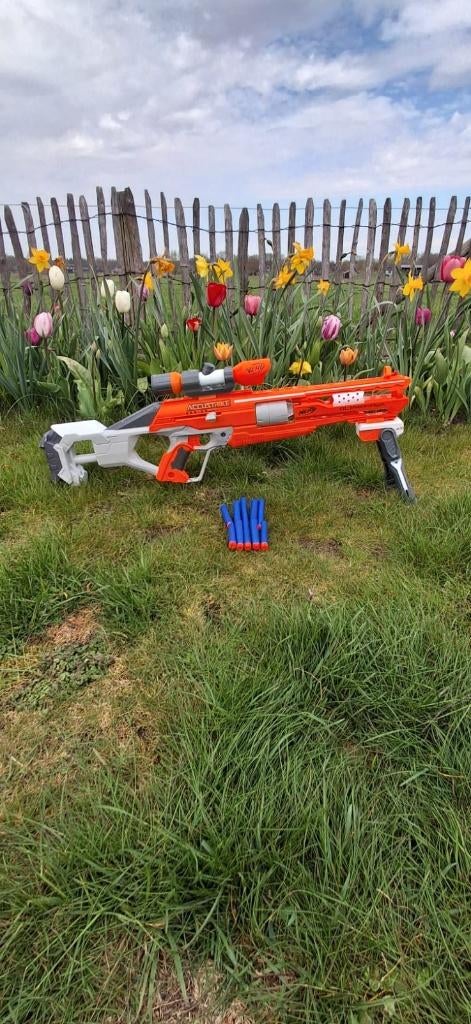 Nerf Accustrike Alphahawk scope+tweepoot, Kinderen en Baby's, Speelgoed | Buiten | Actiespeelgoed, Ophalen, Gebruikt