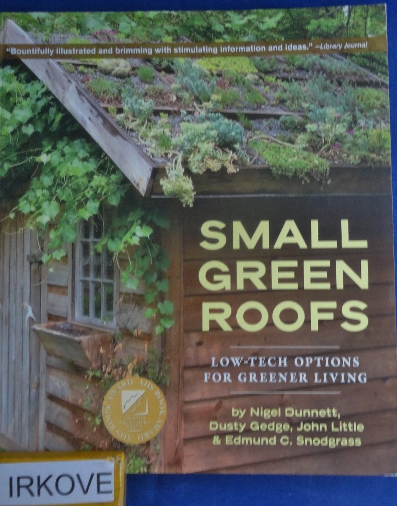 SMALL GREEN ROOFS * DAKTUINEN * Nigel Dunnett *, Verzenden, Zo goed als nieuw, Nigel Dunnett, Tuinieren en Tuinplanten