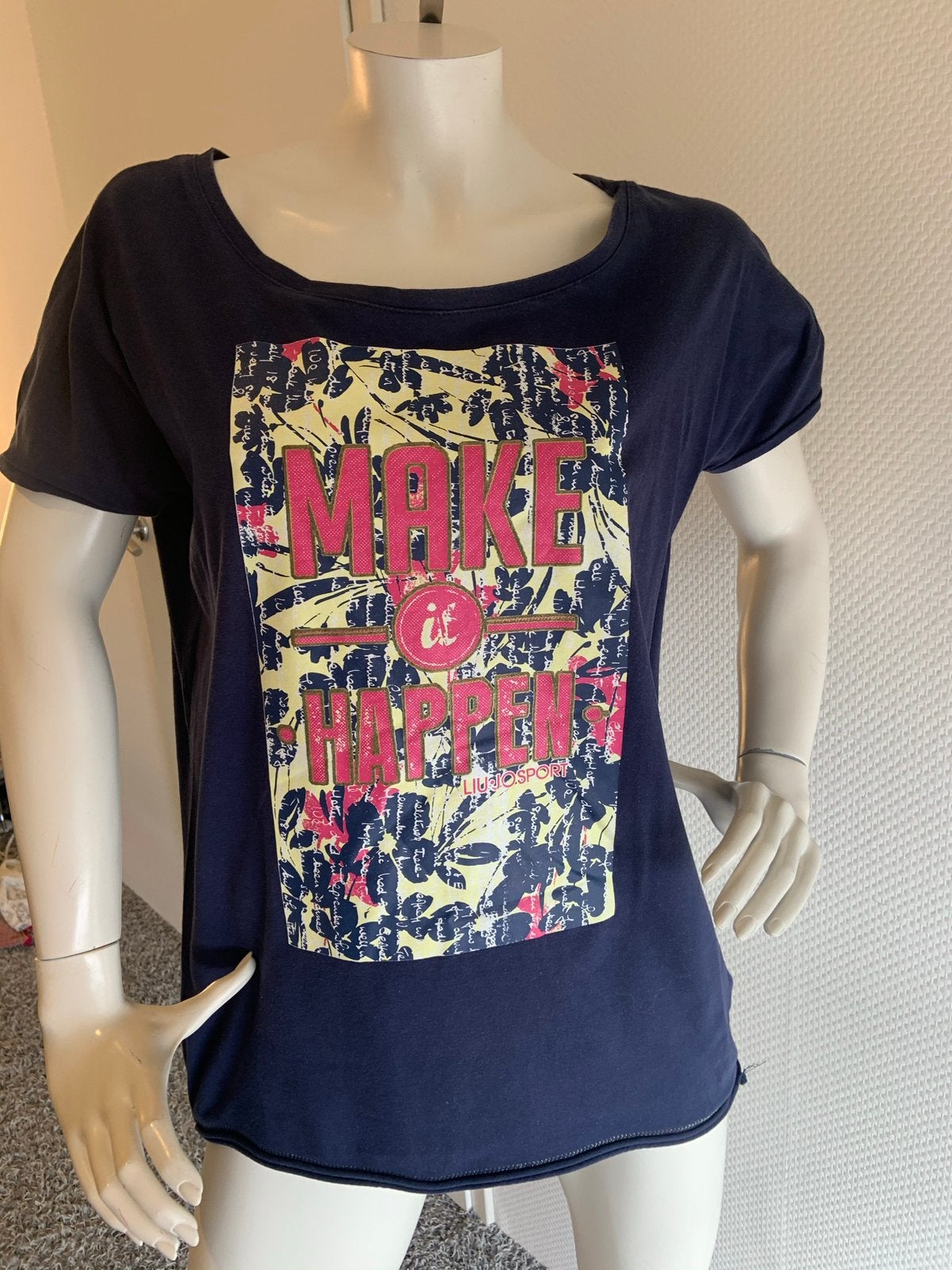 Liu jo shirt met leuke opdruk maat s, Kleding | Dames, Blauw, ., Ophalen of Verzenden, Zo goed als nieuw