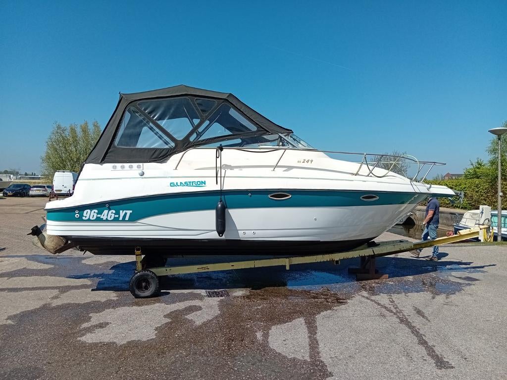 Te koop: Glastron GS249 (2002) – Complete sportcruiser, Watersport en Boten, Motorboten en Motorjachten, Ophalen, Gebruikt