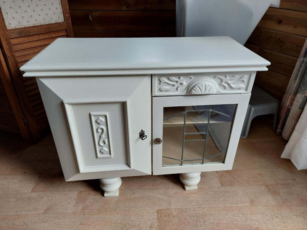 Vintage wit kastje met lade en glazen deur, Antiek en Kunst, Ophalen