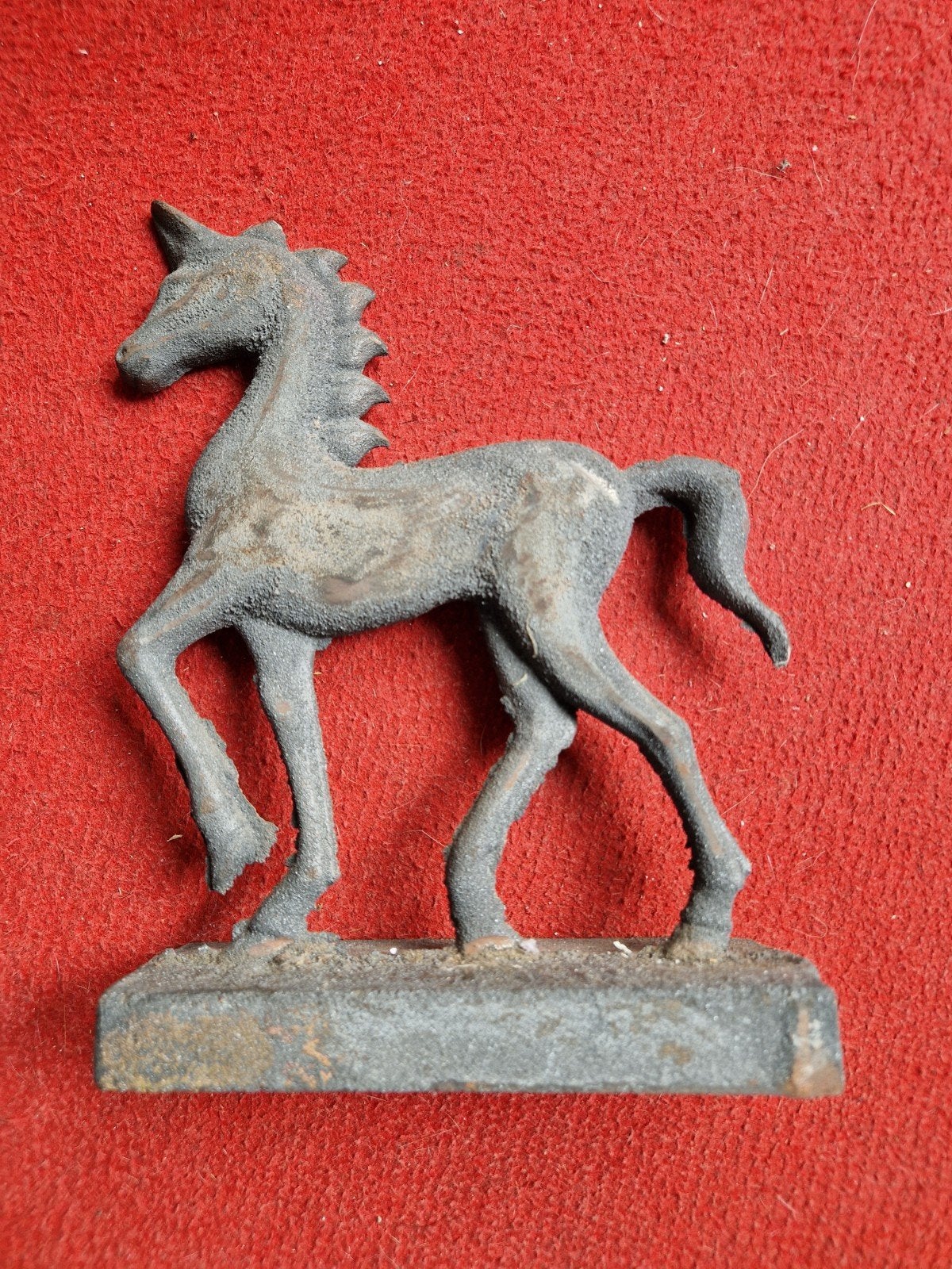 Antiek gietijzeren paard beeldje, Ophalen