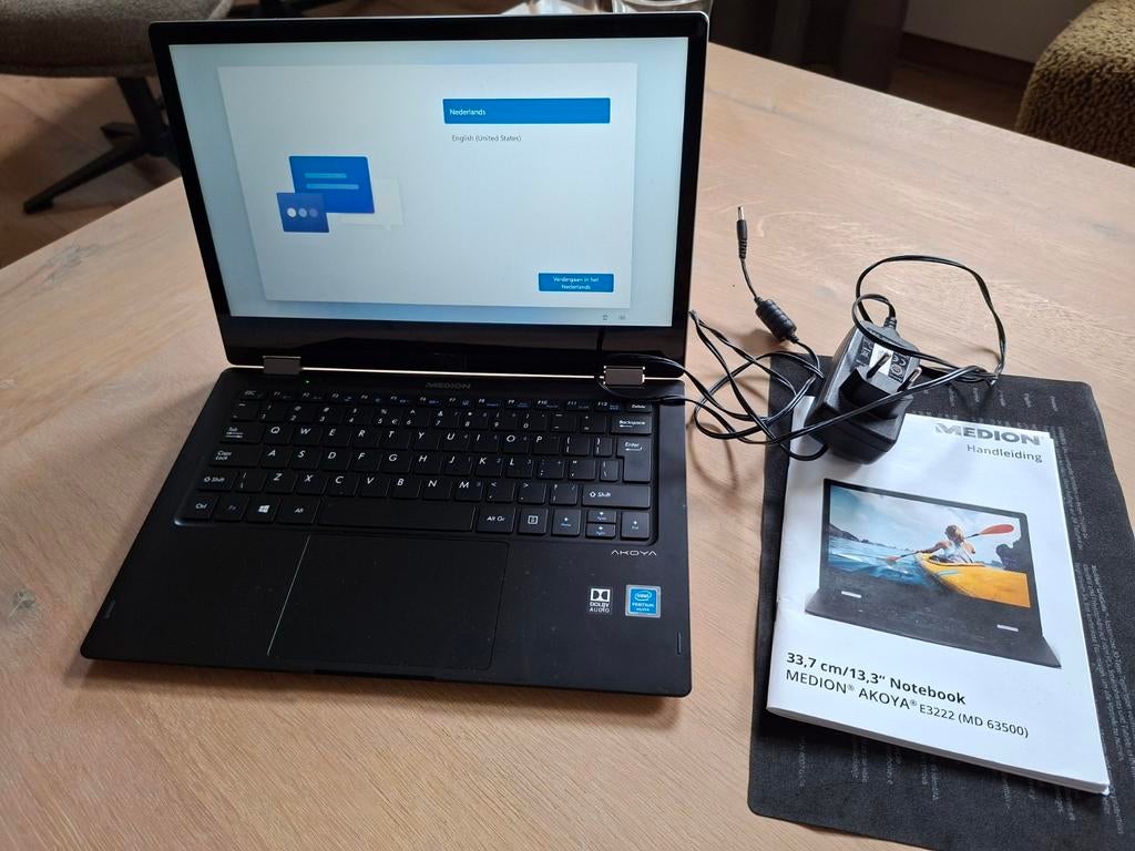 Medion Akoya E3222 notebook, Computers en Software, Windows Laptops, Gebruikt, 13 inch, Minder dan 2 Ghz, 4 GB, Qwerty, Met videokaart