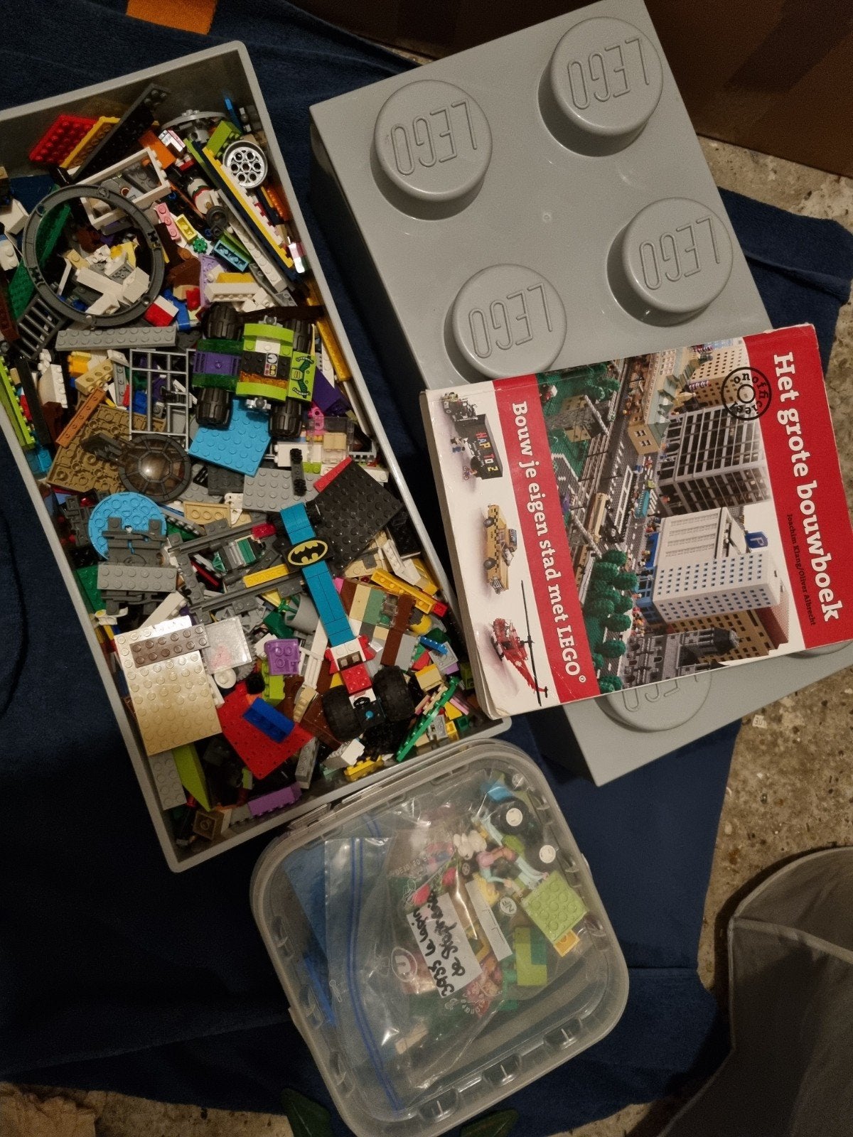 legosteen vol lego, Ophalen of Verzenden