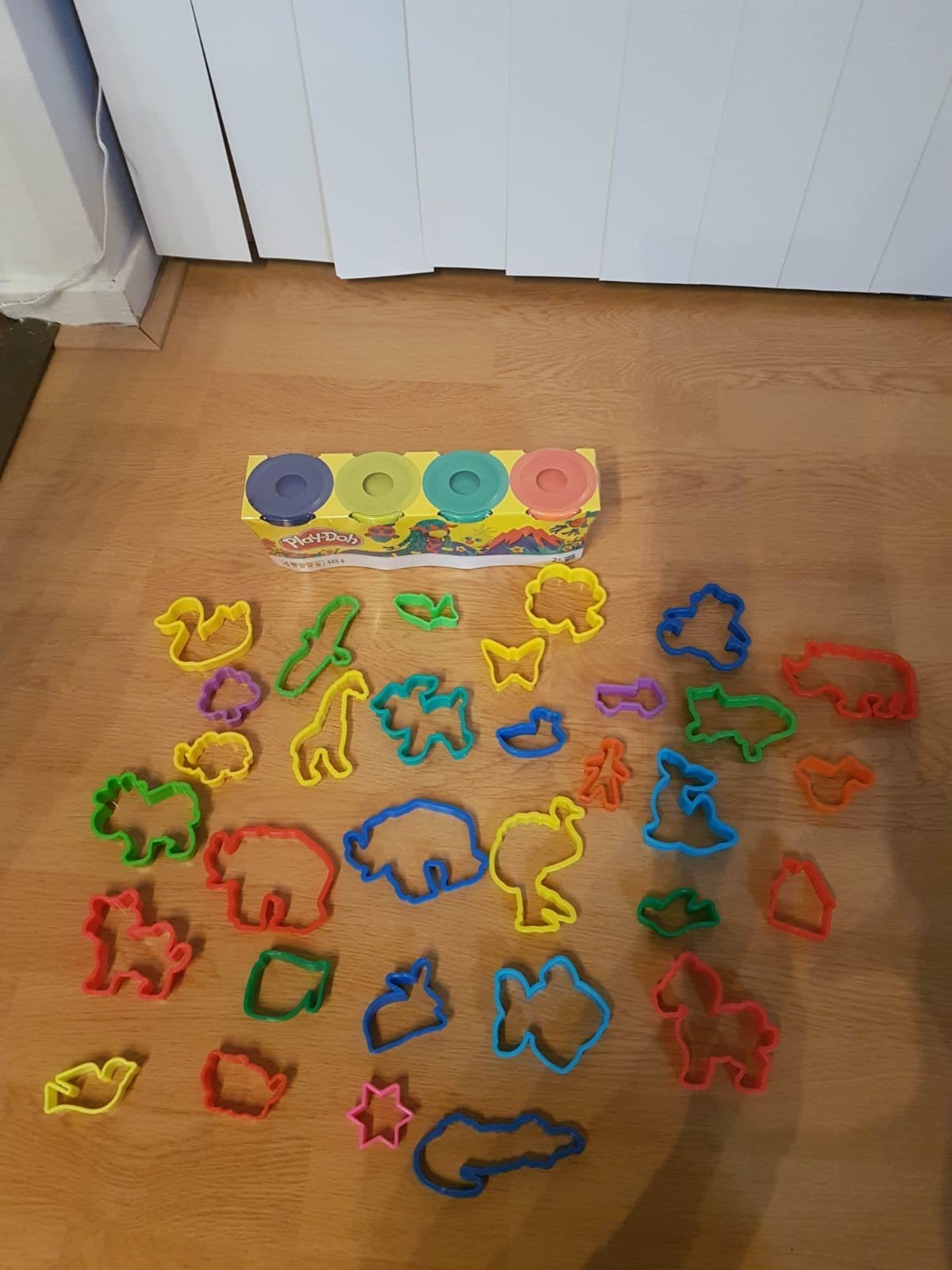 Play Doh nieuwe klei met 32 dierenvormpjes. Nieuw!, Ophalen of Verzenden, Nieuw, Knutselen