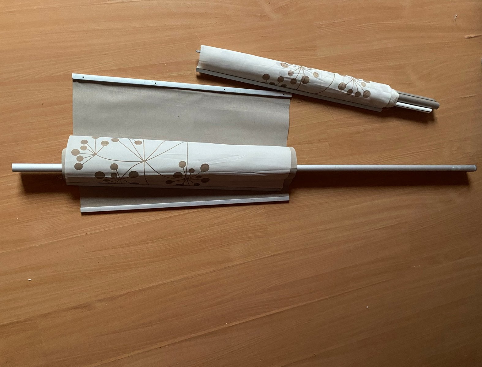 IKEA KVARTAL paneelgordijnen aluminium, Huis en Inrichting, Ophalen, Gebruikt, Beige, IKEA