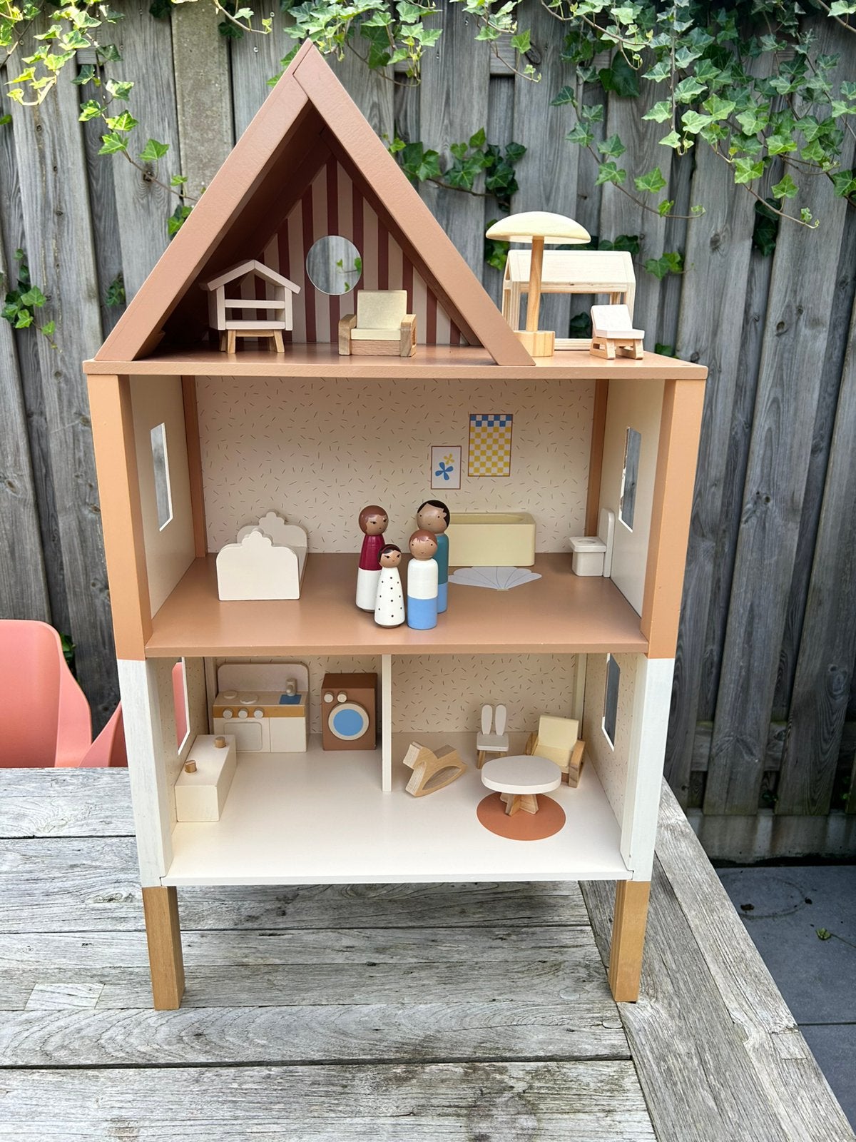 Petite Amelie poppenhuis, Ophalen, Zo goed als nieuw, Poppenhuis
