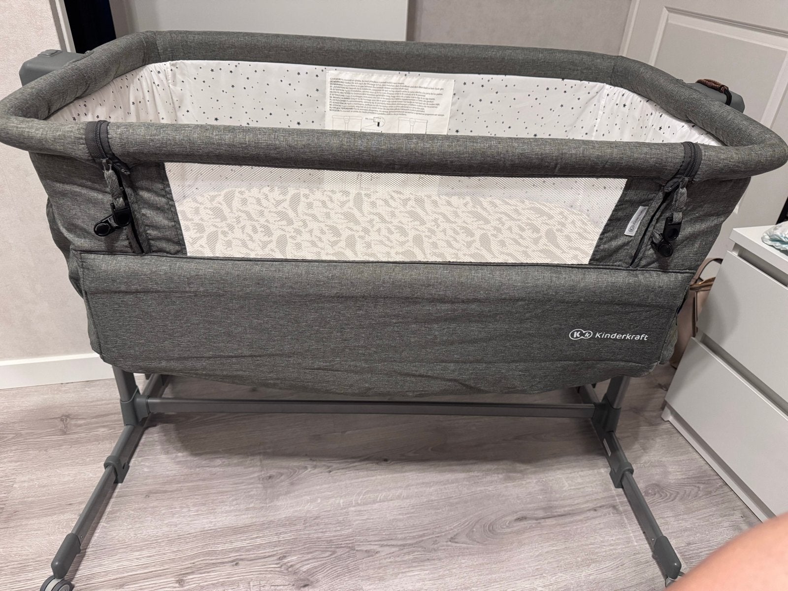 Kinderkraft co-sleeper/reisbedje zo goed als nieuw, Ophalen, Zo goed als nieuw, Reisbedje