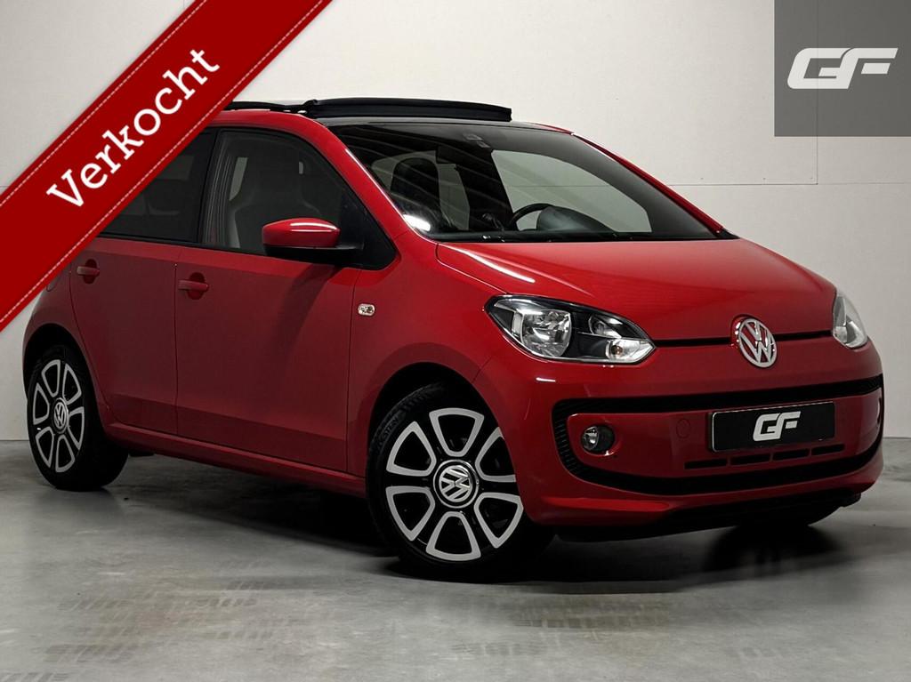 Volkswagen Up! 1.0 high up! Pano Fender Cruise Navi PDC NAP, Auto's, Voorwielaandrijving, Euro 5, Gebruikt, Leder en Stof