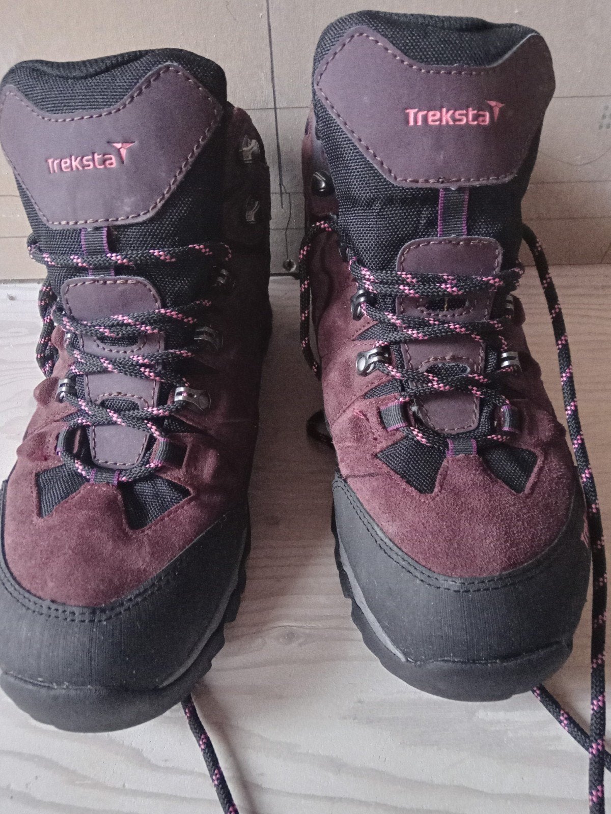 Treksta wandelschoenen mt 41 nieuw, Ophalen, Nieuw, Schoenen