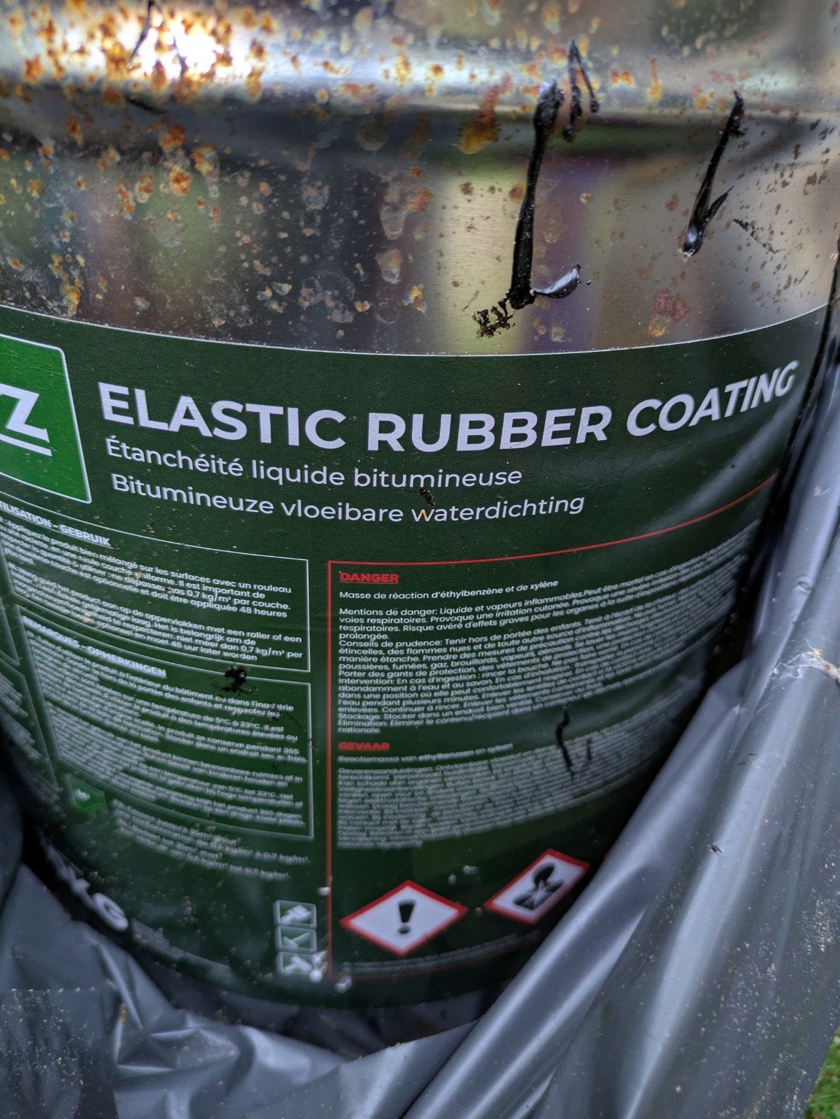 Vloeibaar bitumen voor dakreparatie  gratis restant, Ophalen, Overige materialen, Zwart, Minder dan 5 m²