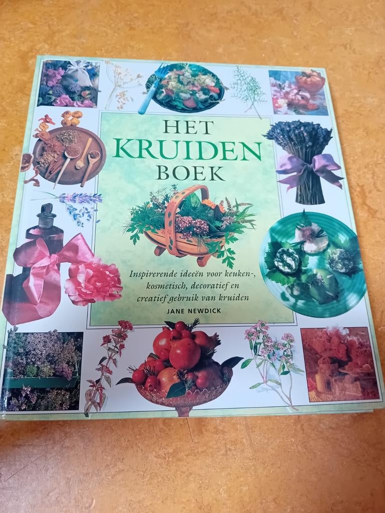 J. Newdick - Het kruidenboek, Boeken, Ophalen of Verzenden, Gelezen, J. Newdick
