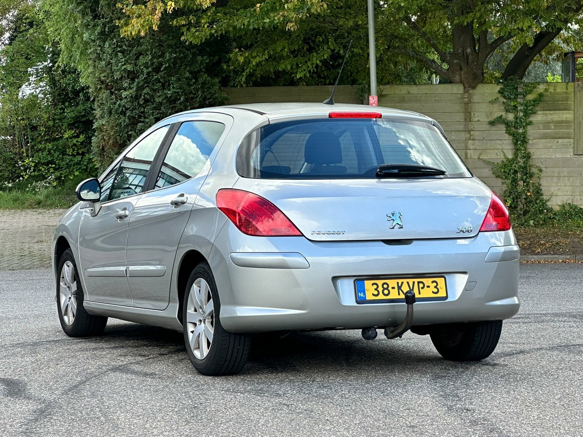 Peugeot 308 1.6 VTi XS Première Cruise*Airco*Trekhaak*LM ve, Voorwielaandrijving, Dealer onderhouden, 15 km/l, Gebruikt
