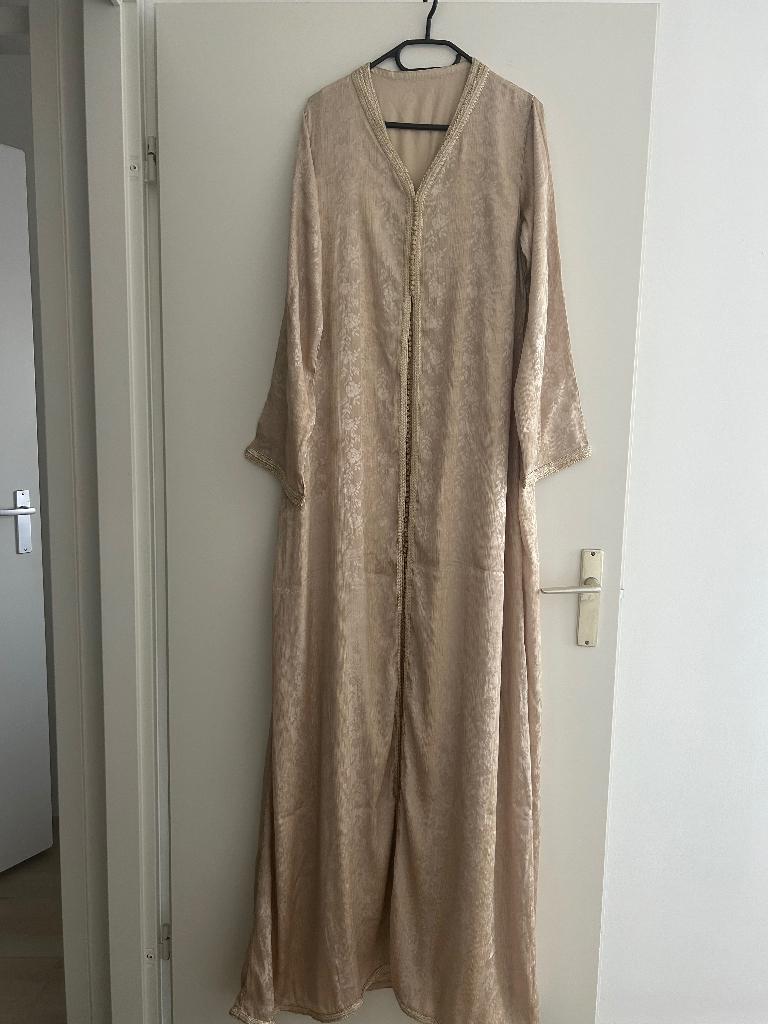 Marokkaanse jurk takshita, Overige typen, Beige, Ophalen of Verzenden, Zo goed als nieuw