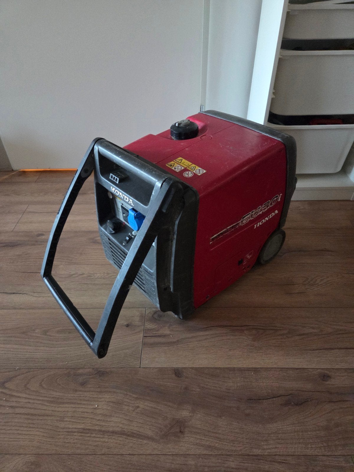 Honda EU30i Inverter Aggregaat generator, Doe-het-zelf en Verbouw, Aggregaten, Gebruikt, Benzine, Ophalen of Verzenden, Geluidgedempt