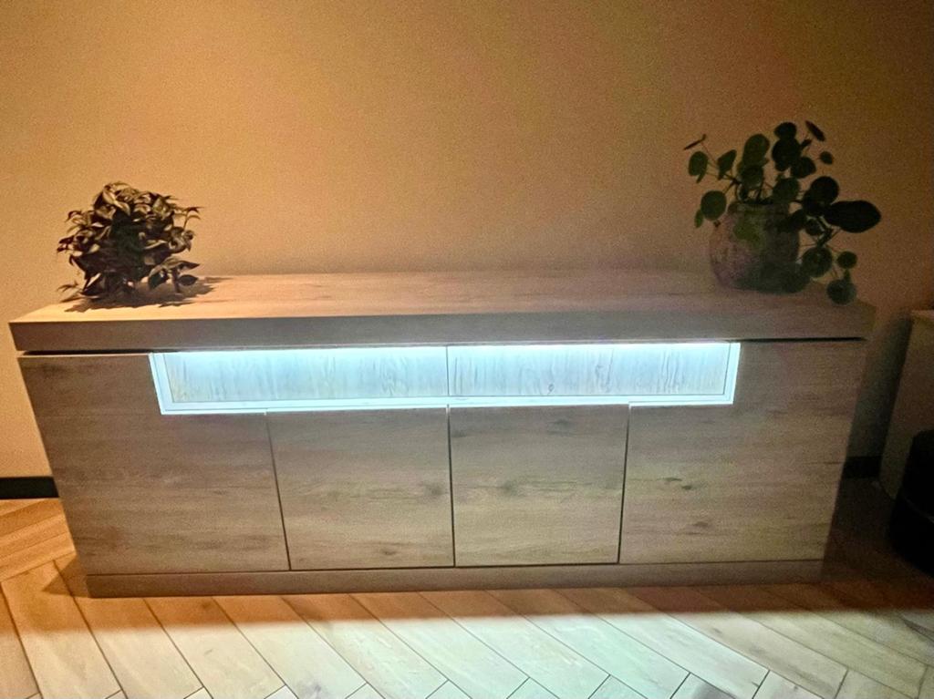 Dressoir led verlicht, Ophalen of Verzenden, Zo goed als nieuw, 25 tot 50 cm, 150 tot 200 cm