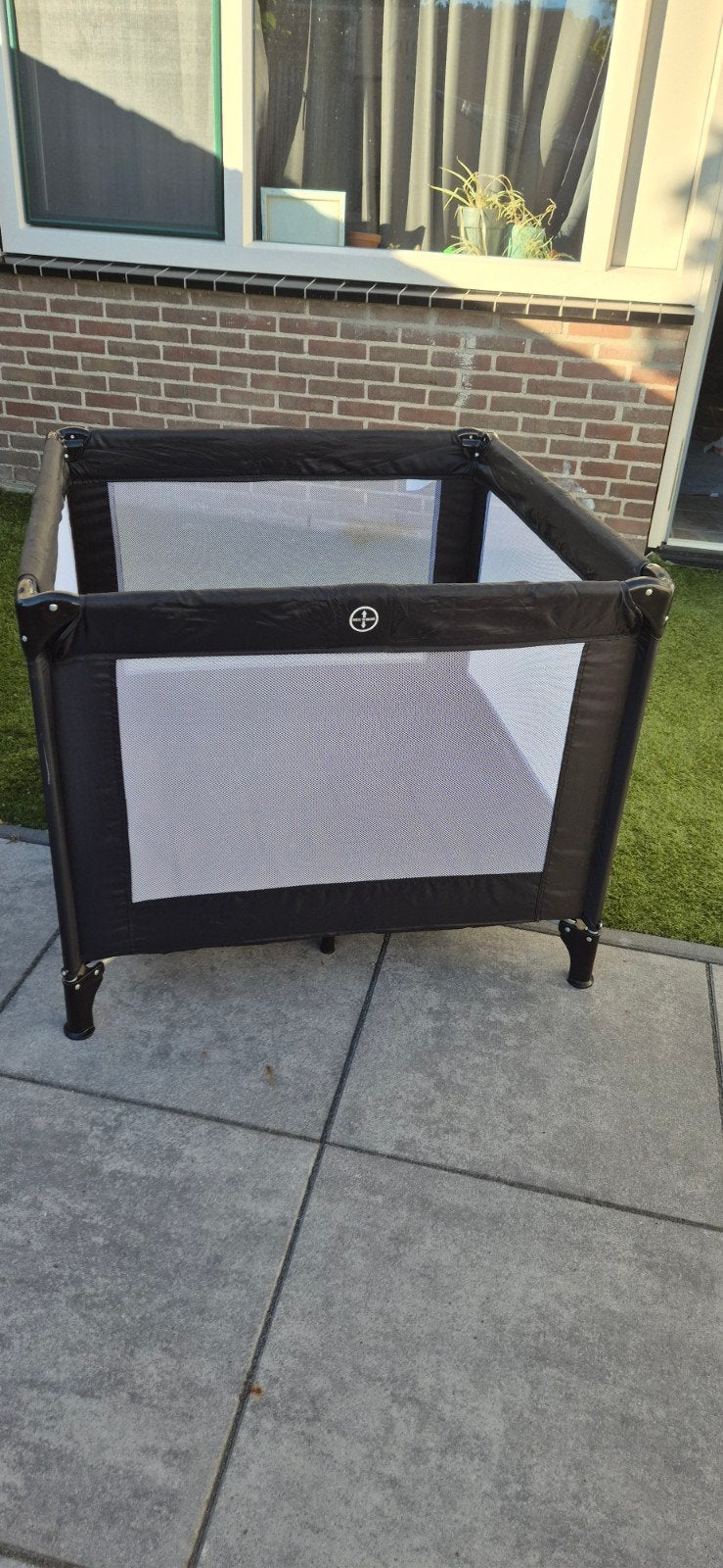 Compact campingbox voor vakantie, Ophalen, Zo goed als nieuw, Reisbedje
