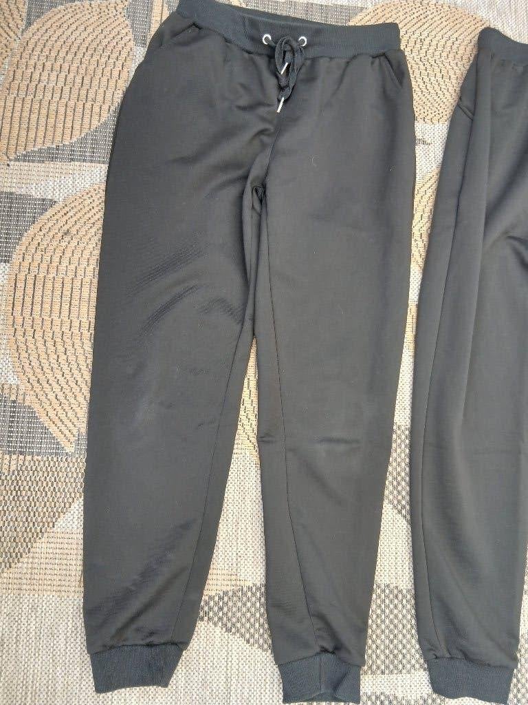 Zwarte joggingbroeken maat M €2,50 per stuk, Kleding | Heren, Shein, Maat 48/50 (M), Zwart, Ophalen of Verzenden