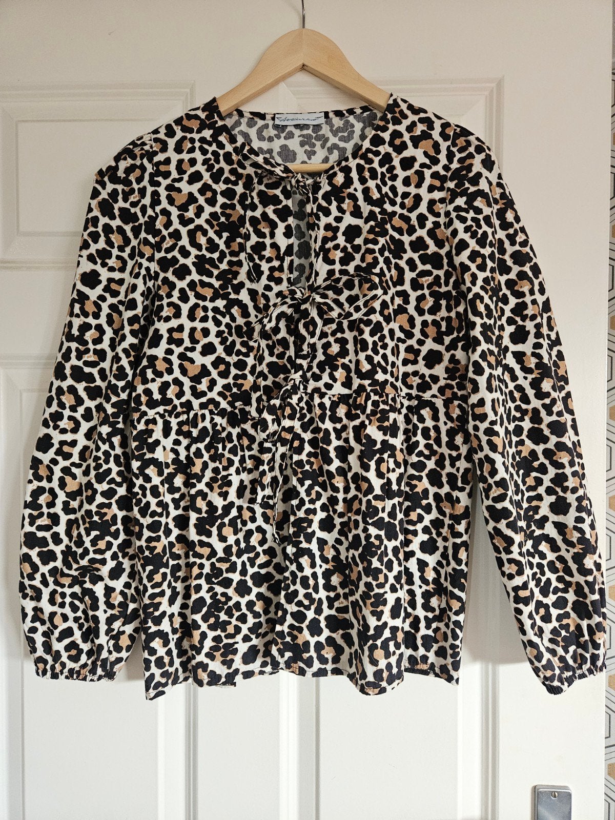Leuke panter blouse met striksluiting mt S, Maat 38/40 (M), Azzurro, Bruin, Ophalen of Verzenden
