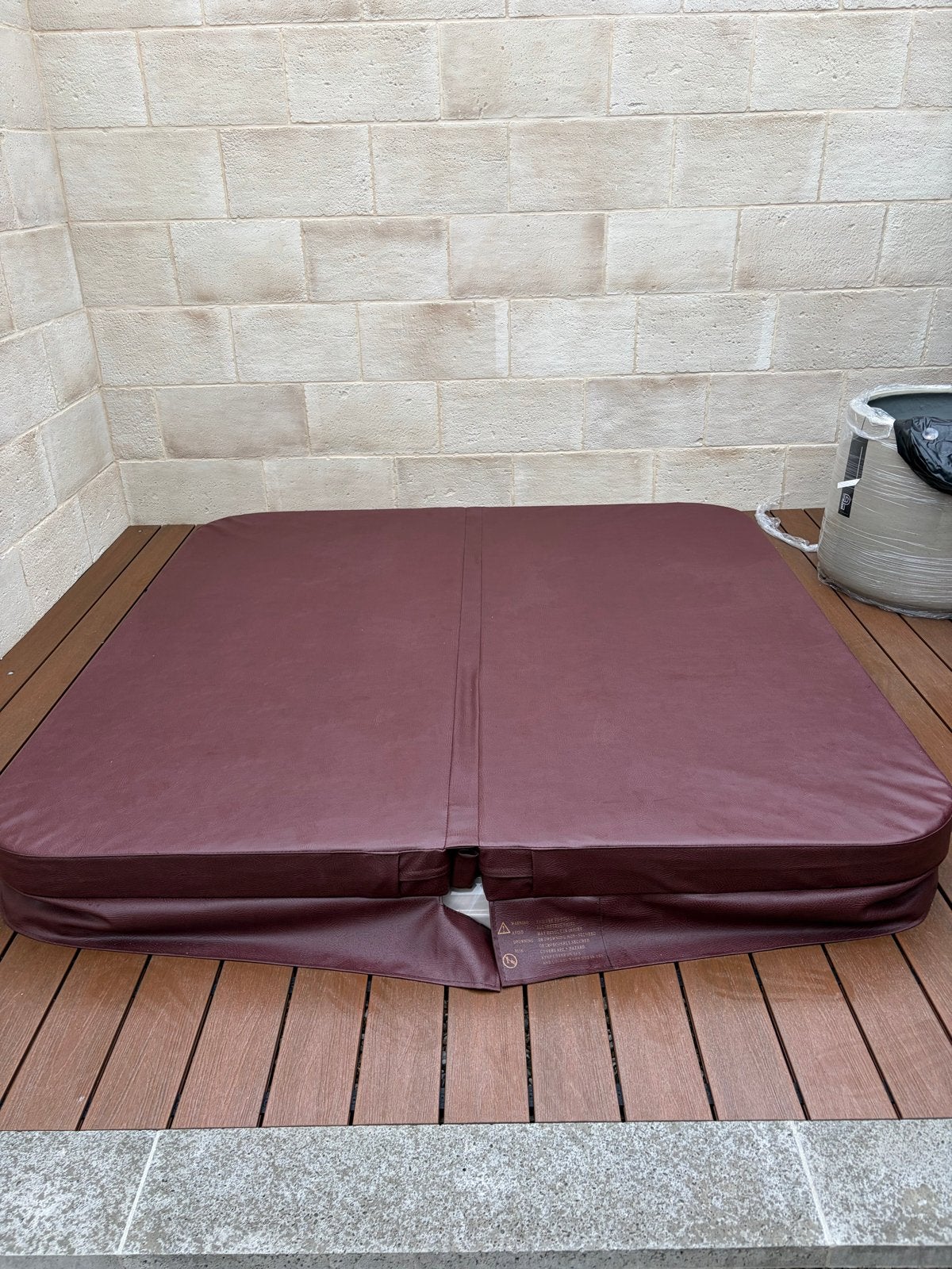 Jacuzzi afdekhoes - Bruin -  nieuw, Ophalen of Verzenden, Nieuw, Afdekzeil, Vast