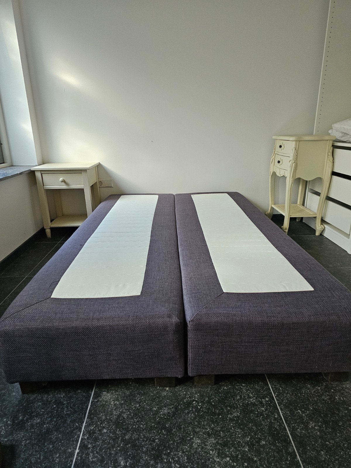 Boxspring onderstel 120x200 cm, bruine stof, 2 delen, Ophalen, Bruin, Zo goed als nieuw, Twijfelaar